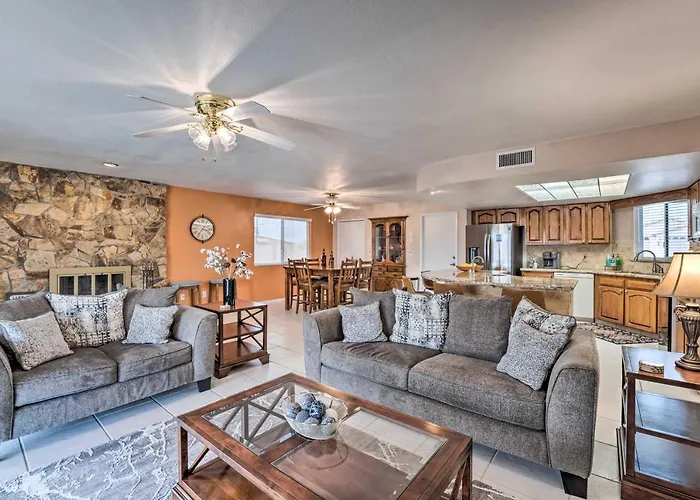 Dog-friendly W/ Pool In Havasu City!