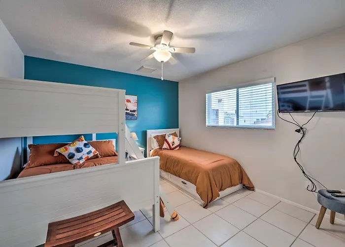 Dog-friendly W/ Pool In Havasu City!