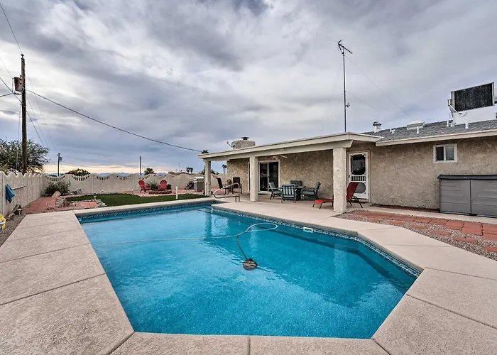Hébergement de vacances Dog-friendly W/ Pool In Havasu City!